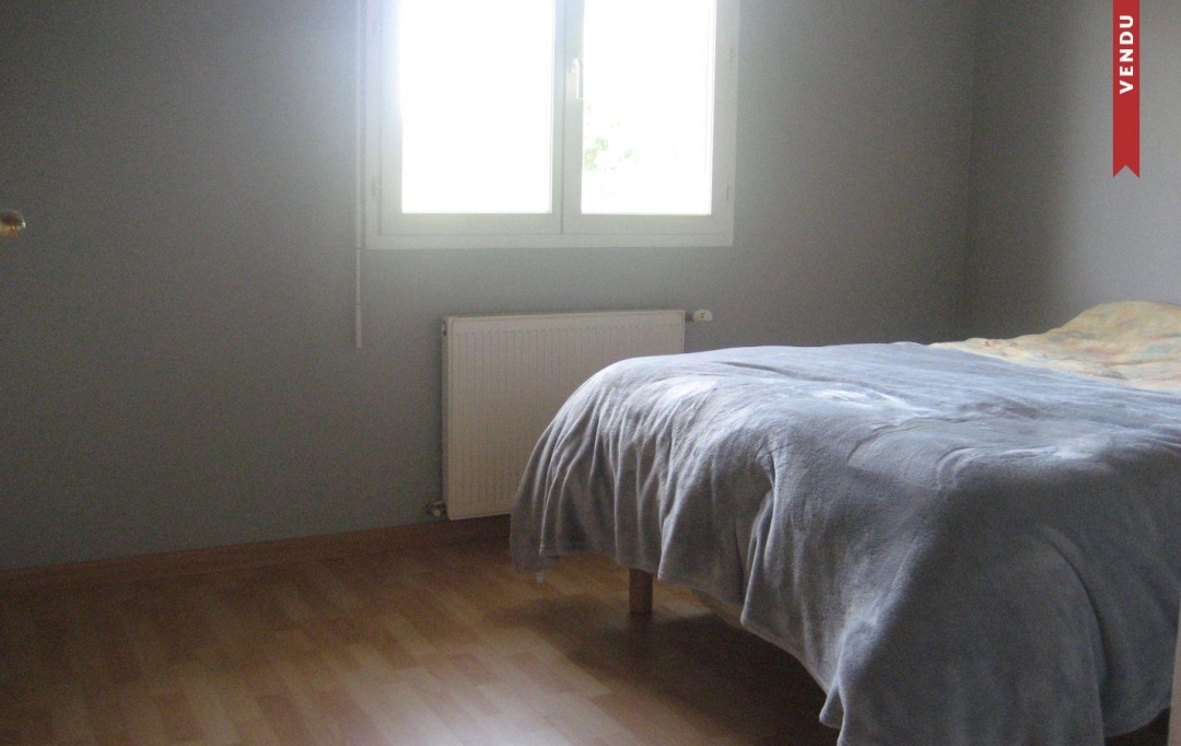 Annonces LANGON : Maison / Villa | SAINT-PIERRE-D'AURILLAC (33490) | 73 m2 | 184 000 &euro; 
